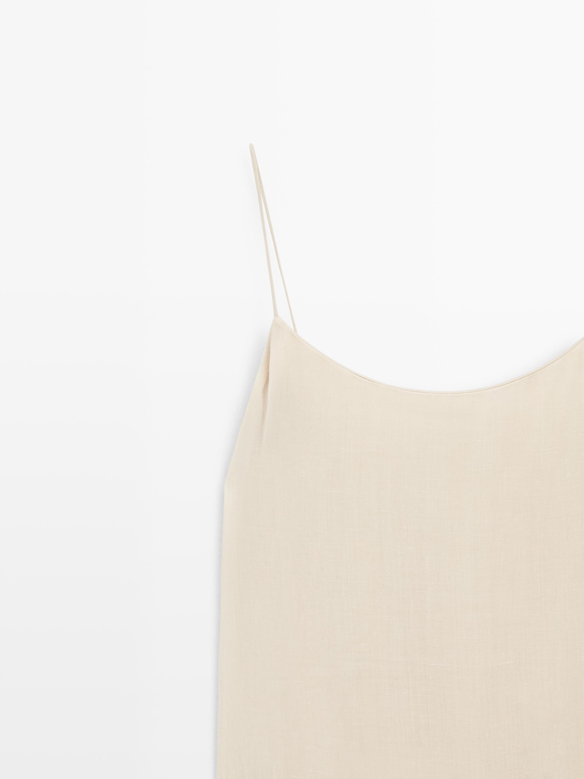 Robe midi fluide avec détail plissé
